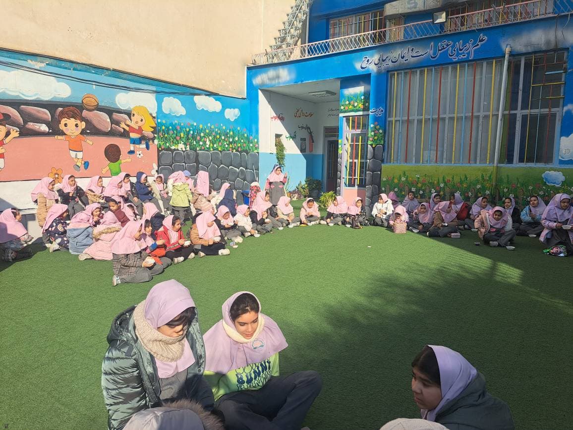 پیش دبستان و دبستان دخترانه آذردخت