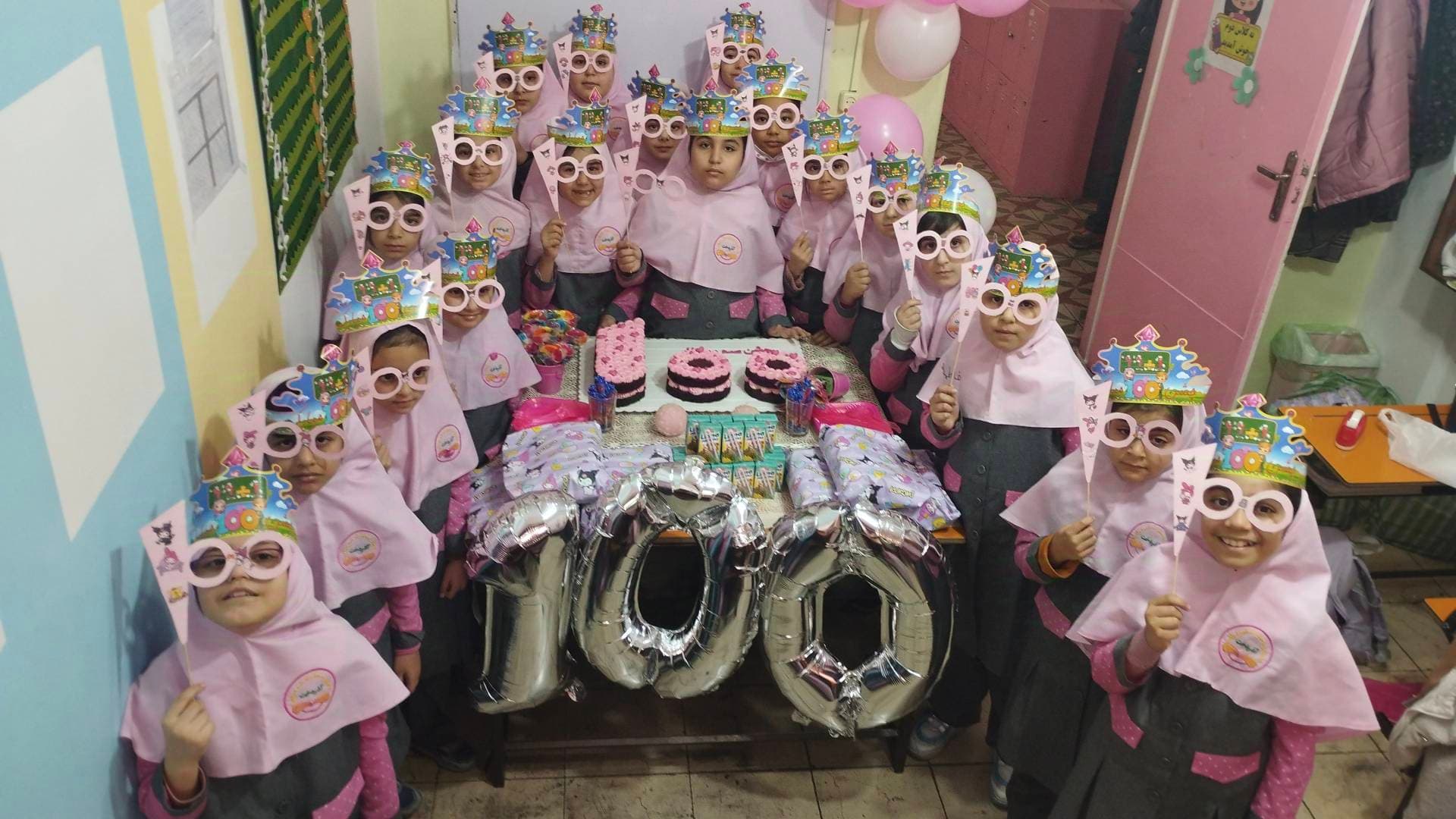 پیش دبستان و دبستان دخترانه آذردخت