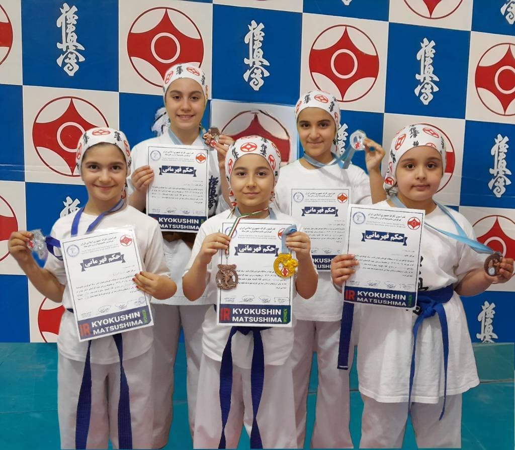 پیش دبستان و دبستان دخترانه آذردخت