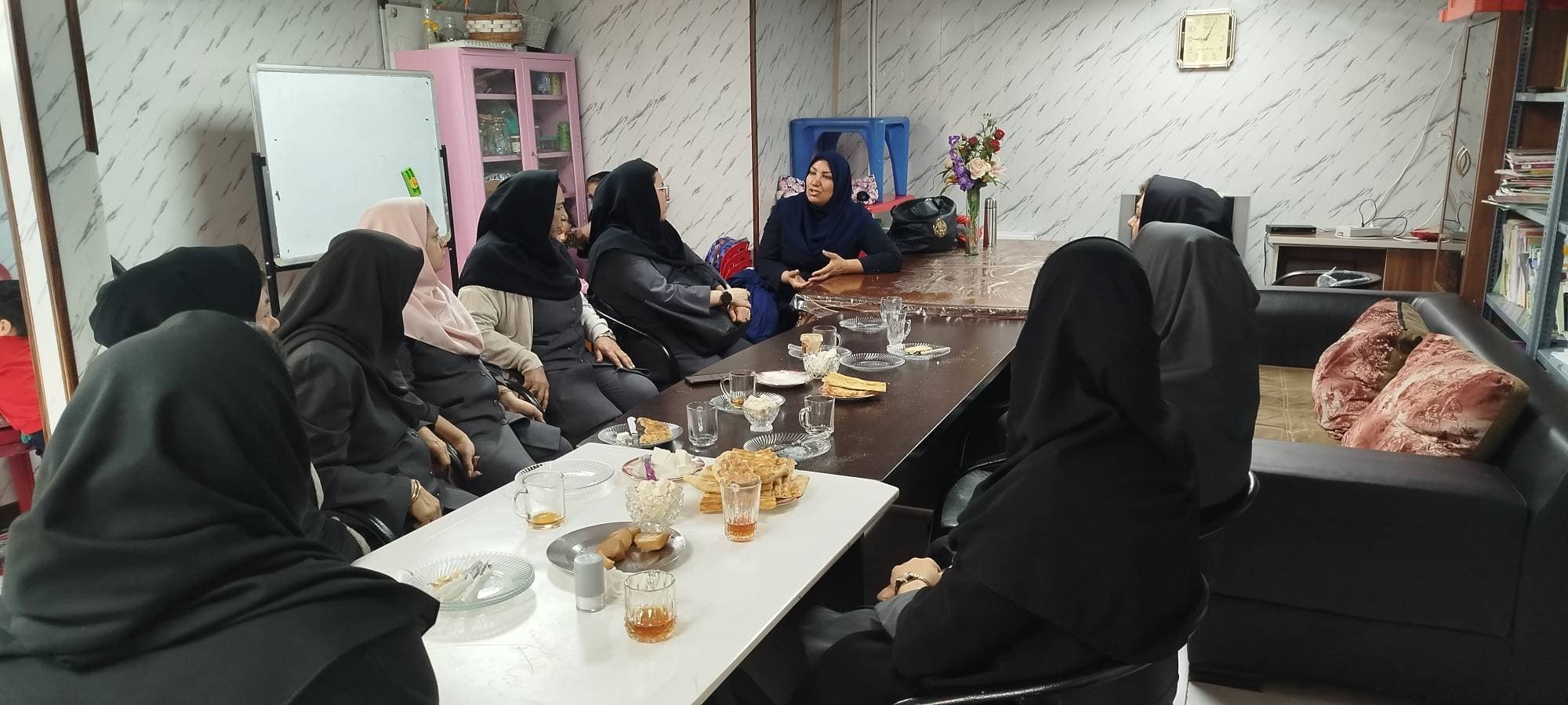 پیش دبستان و دبستان دخترانه آذردخت