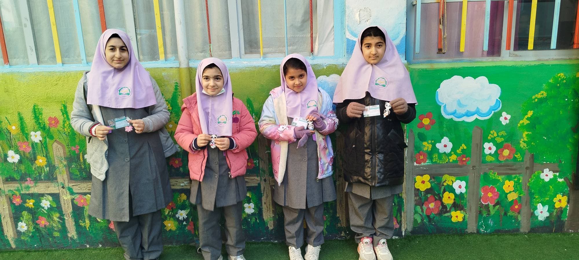 پیش دبستان و دبستان دخترانه آذردخت