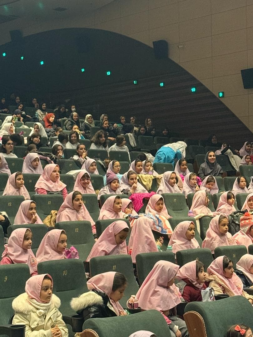 پیش دبستان و دبستان دخترانه آذردخت