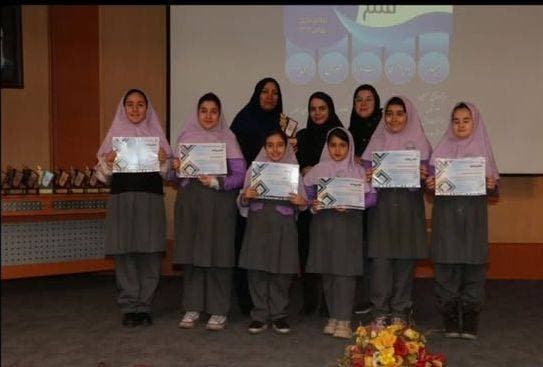 پیش دبستان و دبستان دخترانه اذردخت